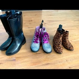 New girls boots size 3